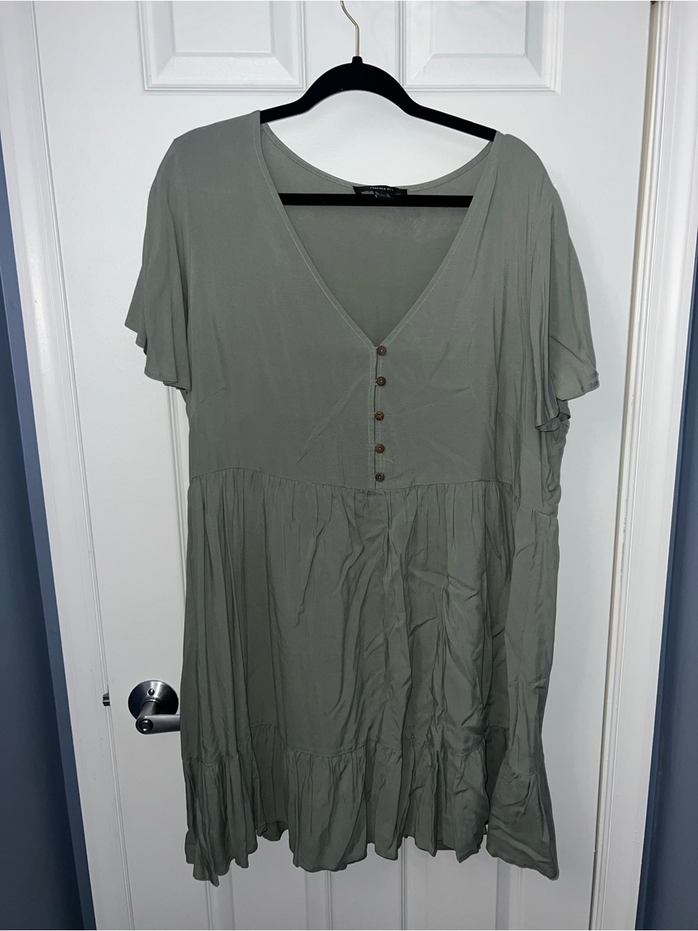 V‑Neck Short Sleeve Ruffle Hem Dress in Sage Green